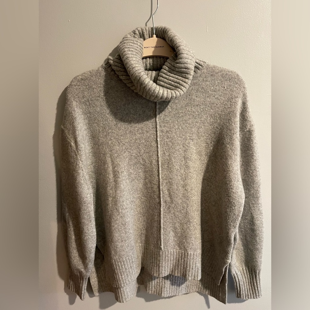 Cozy Grey H&M cowl neck, oversized sweater - size small